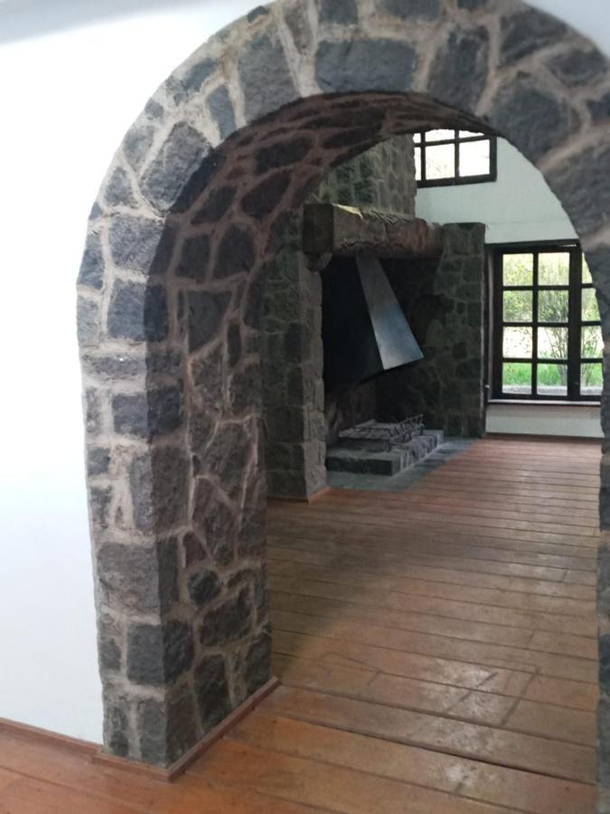 Отель Quinta Los Eucaliptos Кито Экстерьер фото
